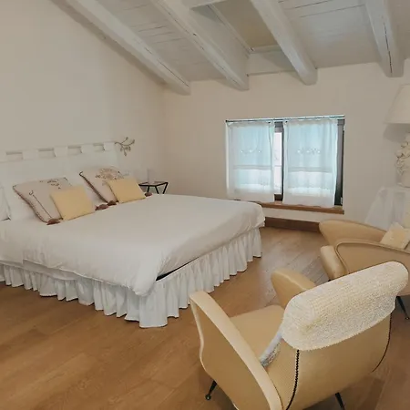 Couette-café Tenuta La Quassa 3*