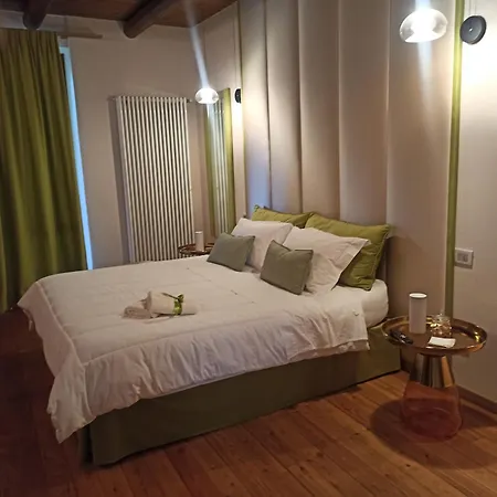 Couette-café Tenuta La Quassa 3*